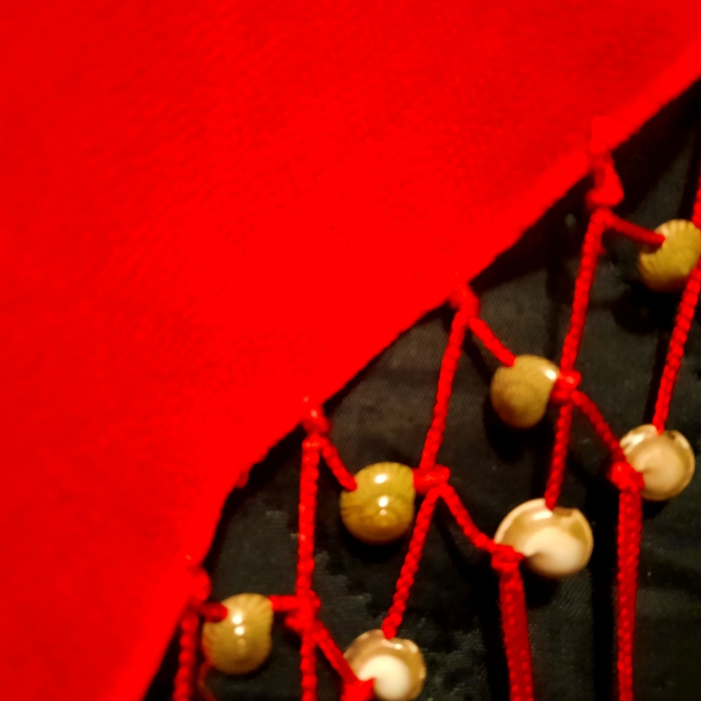 Silk Shawl 50/30 ,beaded palms  ,with marine shell, $30 - Picture 4 of 4